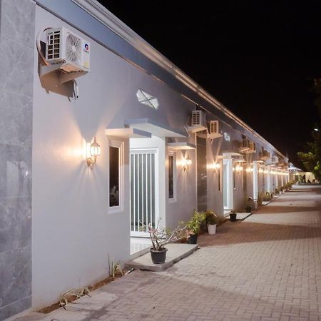Sitiinggil Guest House Syariah Tegal  Zewnętrze zdjęcie