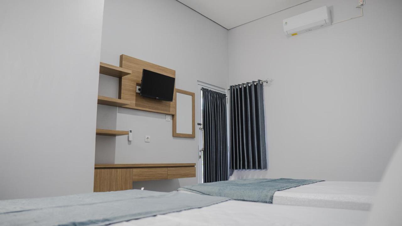 Sitiinggil Guest House Syariah Tegal  Zewnętrze zdjęcie